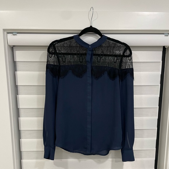 LC Lauren Conrad Navy Blouse with Lace, size XS - Picture 2 of 7
